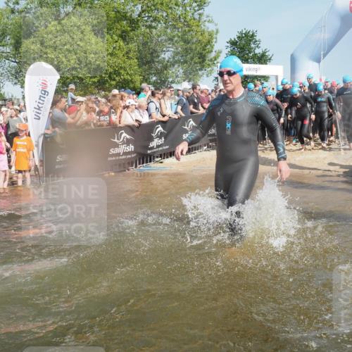 22.06.2025 - Viking Triathlon KatJ http://msf.ph/oto/8066228 22.06.2025 10:06:52 Schwimmen 66, 165, 183, 217, 257, 282, 290, 318, 321, 337, 468, 479, 501, 525, 533 meine-sportfotos.de