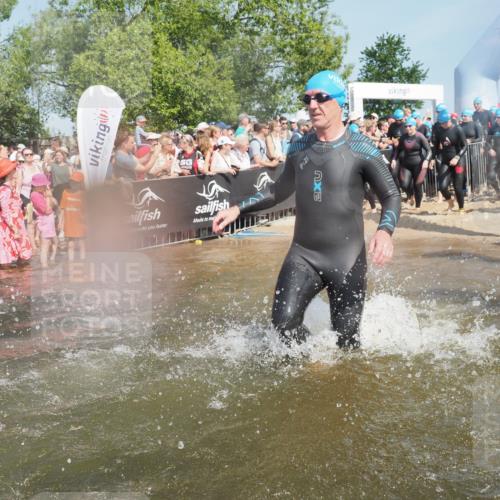 22.06.2025 - Viking Triathlon KatJ http://msf.ph/oto/8066237 22.06.2025 10:06:52 Schwimmen 66, 165, 183, 217, 257, 282, 290, 318, 321, 337, 468, 479, 501, 525, 533 meine-sportfotos.de