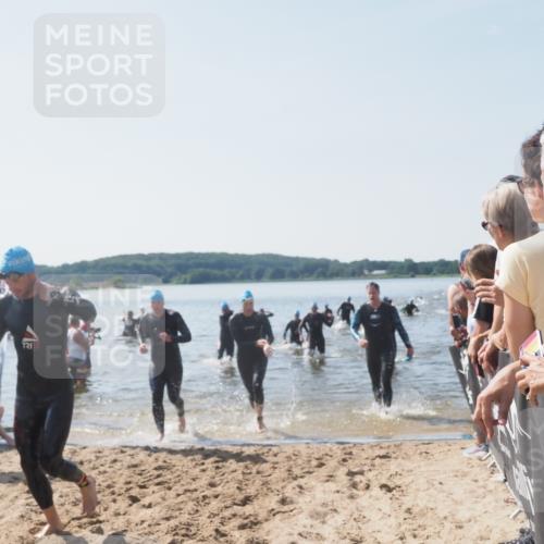 22.06.2025 - Viking Triathlon MichiJ http://msf.ph/oto/8066241 22.06.2025 10:33:39 Schwimmen 5, 38, 149, 255, 304, 348, 382, 457, 522, 524 meine-sportfotos.de