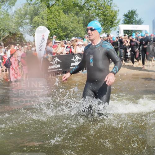 22.06.2025 - Viking Triathlon KatJ http://msf.ph/oto/8066242 22.06.2025 10:06:53 Schwimmen 66, 165, 183, 217, 257, 282, 290, 318, 321, 337, 468, 479, 501, 525, 533 meine-sportfotos.de