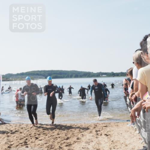 22.06.2025 - Viking Triathlon MichiJ http://msf.ph/oto/8066247 22.06.2025 10:33:40 Schwimmen 5, 38, 50, 149, 242, 255, 304, 348, 382, 438, 457, 522 meine-sportfotos.de
