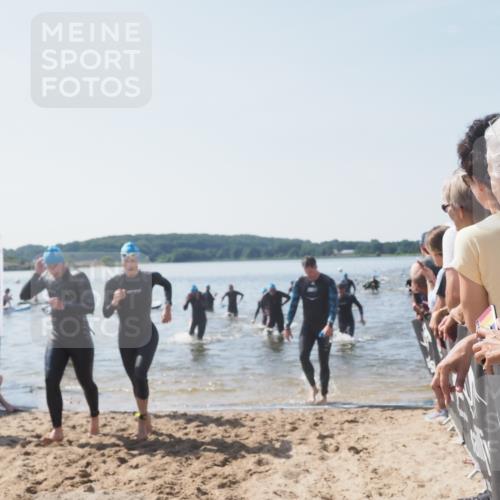 22.06.2025 - Viking Triathlon MichiJ http://msf.ph/oto/8066249 22.06.2025 10:33:40 Schwimmen 5, 38, 50, 149, 242, 255, 304, 348, 382, 438, 457, 522 meine-sportfotos.de