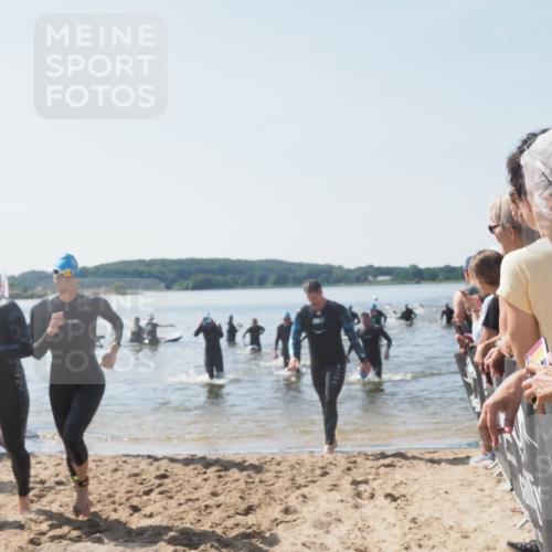 22.06.2025 - Viking Triathlon MichiJ http://msf.ph/oto/8066253 22.06.2025 10:33:41 Schwimmen 5, 38, 50, 149, 229, 242, 255, 304, 348, 382, 438, 457, 522 meine-sportfotos.de