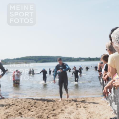 22.06.2025 - Viking Triathlon MichiJ http://msf.ph/oto/8066258 22.06.2025 10:33:41 Schwimmen 5, 38, 50, 149, 229, 242, 255, 304, 348, 382, 438, 457, 522 meine-sportfotos.de
