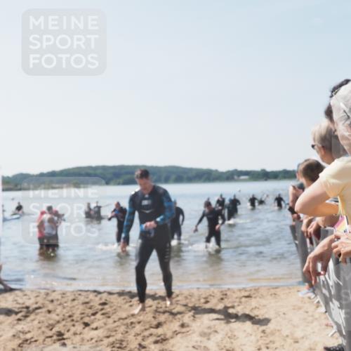22.06.2025 - Viking Triathlon MichiJ http://msf.ph/oto/8066264 22.06.2025 10:33:42 Schwimmen 5, 50, 149, 229, 242, 255, 304, 348, 382, 438, 457, 522 meine-sportfotos.de