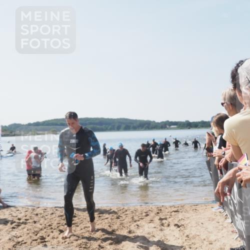 22.06.2025 - Viking Triathlon MichiJ http://msf.ph/oto/8066270 22.06.2025 10:33:43 Schwimmen 5, 50, 149, 229, 242, 255, 304, 348, 349, 438, 457, 522 meine-sportfotos.de