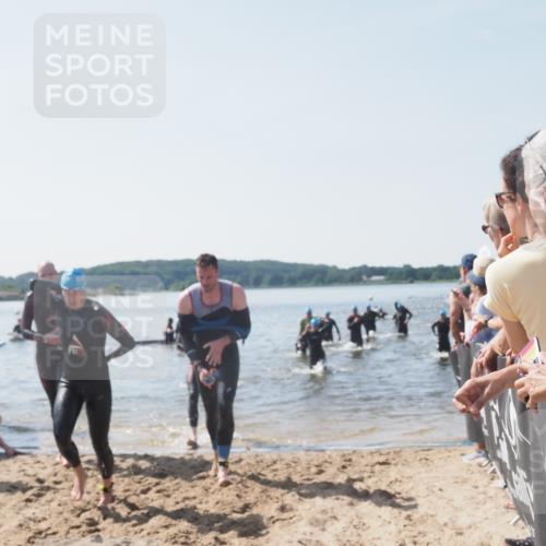22.06.2025 - Viking Triathlon MichiJ http://msf.ph/oto/8066288 22.06.2025 10:33:48 Schwimmen 5, 50, 75, 149, 184, 229, 242, 255, 304, 348, 349, 438, 457 meine-sportfotos.de