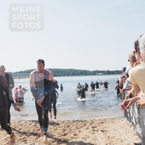 22.06.2025 - Viking Triathlon MichiJ http://msf.ph/oto/8066291 22.06.2025 10:33:48 Schwimmen 5, 50, 75, 149, 184, 229, 242, 255, 304, 348, 349, 438, 457 meine-sportfotos.de