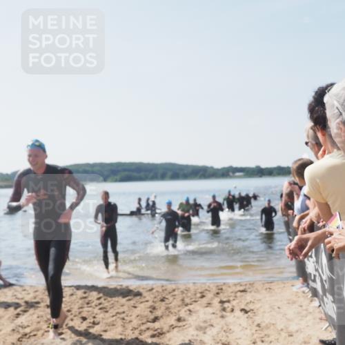 22.06.2025 - Viking Triathlon MichiJ http://msf.ph/oto/8066299 22.06.2025 10:33:51 Schwimmen 5, 50, 75, 149, 184, 229, 242, 349, 438, 478, 540 meine-sportfotos.de