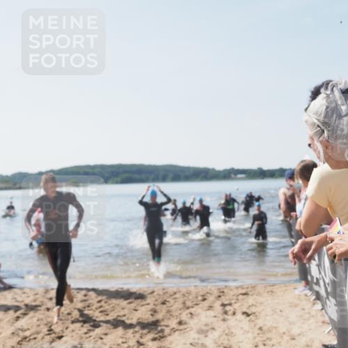 22.06.2025 - Viking Triathlon MichiJ http://msf.ph/oto/8066309 22.06.2025 10:33:53 Schwimmen 5, 50, 75, 149, 184, 229, 242, 349, 438, 478, 532, 540 meine-sportfotos.de
