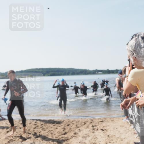 22.06.2025 - Viking Triathlon MichiJ http://msf.ph/oto/8066312 22.06.2025 10:33:53 Schwimmen 5, 50, 75, 149, 184, 229, 242, 349, 438, 478, 532, 540 meine-sportfotos.de
