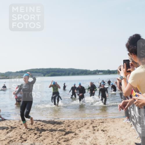 22.06.2025 - Viking Triathlon MichiJ http://msf.ph/oto/8066323 22.06.2025 10:33:55 Schwimmen 5, 50, 75, 149, 184, 229, 242, 349, 429, 438, 478, 532, 540 meine-sportfotos.de