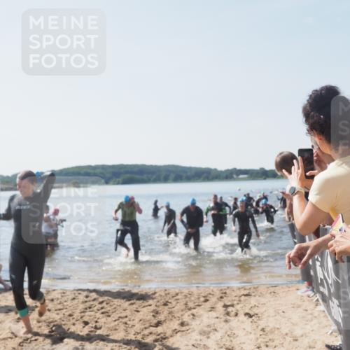 22.06.2025 - Viking Triathlon MichiJ http://msf.ph/oto/8066328 22.06.2025 10:33:56 Schwimmen 50, 75, 149, 184, 229, 242, 349, 429, 438, 478, 532, 540 meine-sportfotos.de