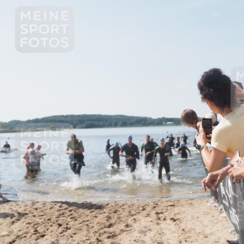 22.06.2025 - Viking Triathlon MichiJ http://msf.ph/oto/8066334 22.06.2025 10:33:56 Schwimmen 50, 75, 149, 184, 229, 242, 349, 429, 438, 478, 532, 540 meine-sportfotos.de