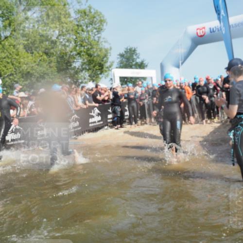 22.06.2025 - Viking Triathlon KatJ http://msf.ph/oto/8066336 22.06.2025 10:06:59 Schwimmen 66, 183, 244, 290, 318, 321, 328, 337, 369, 467, 468, 479, 494, 498, 525, 533, 631, 649 meine-sportfotos.de