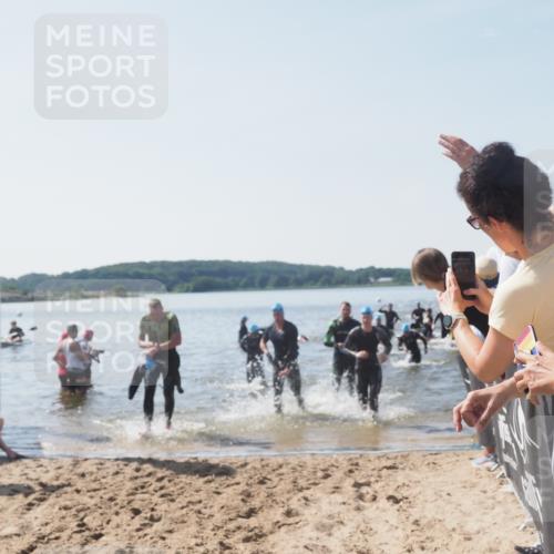 22.06.2025 - Viking Triathlon MichiJ http://msf.ph/oto/8066337 22.06.2025 10:33:57 Schwimmen 50, 70, 75, 184, 229, 242, 349, 429, 438, 478, 532, 540, 635 meine-sportfotos.de