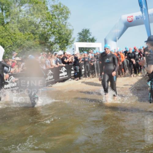 22.06.2025 - Viking Triathlon KatJ http://msf.ph/oto/8066338 22.06.2025 10:06:59 Schwimmen 66, 183, 244, 290, 318, 321, 328, 337, 369, 467, 468, 479, 494, 498, 525, 533, 631, 649 meine-sportfotos.de