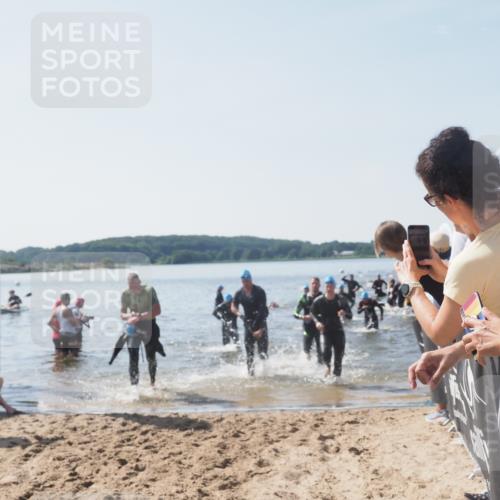 22.06.2025 - Viking Triathlon MichiJ http://msf.ph/oto/8066339 22.06.2025 10:33:57 Schwimmen 50, 70, 75, 184, 229, 242, 349, 429, 438, 478, 532, 540, 635 meine-sportfotos.de