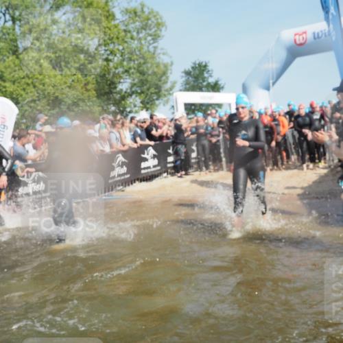 22.06.2025 - Viking Triathlon KatJ http://msf.ph/oto/8066340 22.06.2025 10:06:59 Schwimmen 66, 183, 244, 290, 318, 321, 328, 337, 369, 467, 468, 479, 494, 498, 525, 533, 631, 649 meine-sportfotos.de