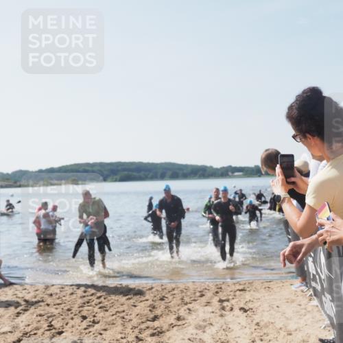 22.06.2025 - Viking Triathlon MichiJ http://msf.ph/oto/8066341 22.06.2025 10:33:57 Schwimmen 50, 70, 75, 184, 229, 242, 349, 429, 438, 478, 532, 540, 635 meine-sportfotos.de