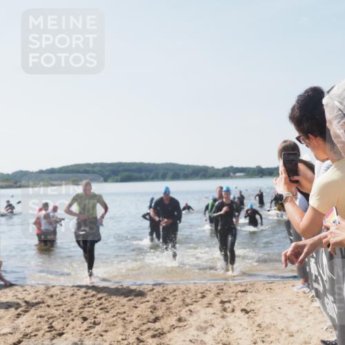 22.06.2025 - Viking Triathlon MichiJ http://msf.ph/oto/8066342 22.06.2025 10:33:57 Schwimmen 50, 70, 75, 184, 229, 242, 349, 429, 438, 478, 532, 540, 635 meine-sportfotos.de