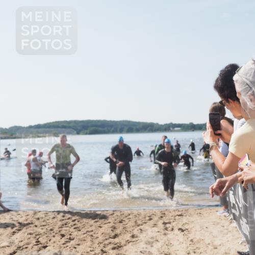 22.06.2025 - Viking Triathlon MichiJ http://msf.ph/oto/8066344 22.06.2025 10:33:58 Schwimmen 50, 70, 75, 184, 229, 242, 349, 429, 438, 478, 532, 540, 635 meine-sportfotos.de