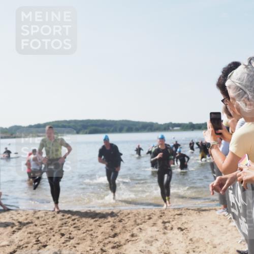 22.06.2025 - Viking Triathlon MichiJ http://msf.ph/oto/8066347 22.06.2025 10:33:58 Schwimmen 50, 70, 75, 184, 229, 242, 349, 429, 438, 478, 532, 540, 635 meine-sportfotos.de