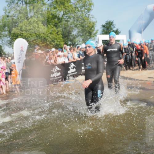 22.06.2025 - Viking Triathlon KatJ http://msf.ph/oto/8066360 22.06.2025 10:07:00 Schwimmen 64, 183, 244, 290, 321, 328, 369, 431, 467, 468, 479, 494, 498, 533, 631, 649 meine-sportfotos.de
