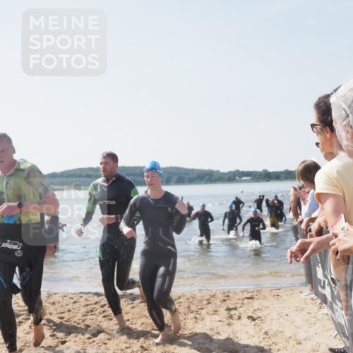 22.06.2025 - Viking Triathlon MichiJ http://msf.ph/oto/8066364 22.06.2025 10:34:00 Schwimmen 50, 70, 75, 184, 229, 242, 297, 349, 429, 438, 478, 532, 540, 618, 635 meine-sportfotos.de