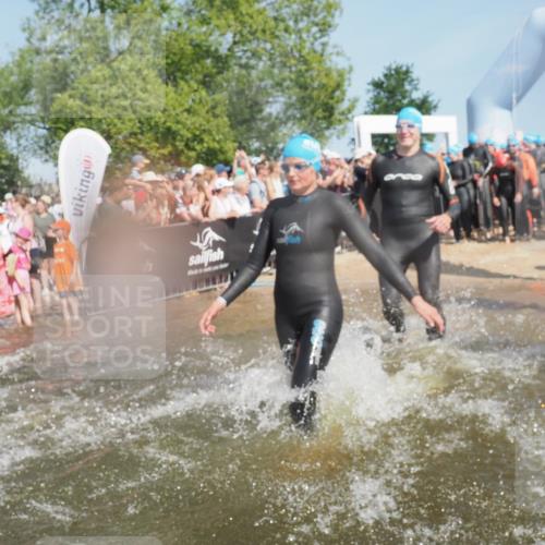 22.06.2025 - Viking Triathlon KatJ http://msf.ph/oto/8066366 22.06.2025 10:07:00 Schwimmen 64, 183, 244, 290, 321, 328, 369, 431, 467, 468, 479, 494, 498, 533, 631, 649 meine-sportfotos.de