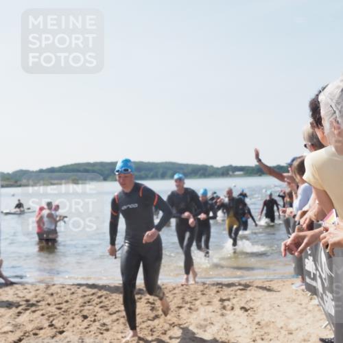22.06.2025 - Viking Triathlon MichiJ http://msf.ph/oto/8066389 22.06.2025 10:34:06 Schwimmen 46, 70, 75, 184, 297, 429, 478, 532, 540, 618, 635 meine-sportfotos.de