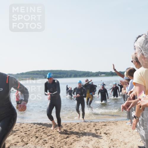 22.06.2025 - Viking Triathlon MichiJ http://msf.ph/oto/8066398 22.06.2025 10:34:07 Schwimmen 46, 70, 75, 184, 297, 429, 478, 532, 540, 618, 635 meine-sportfotos.de