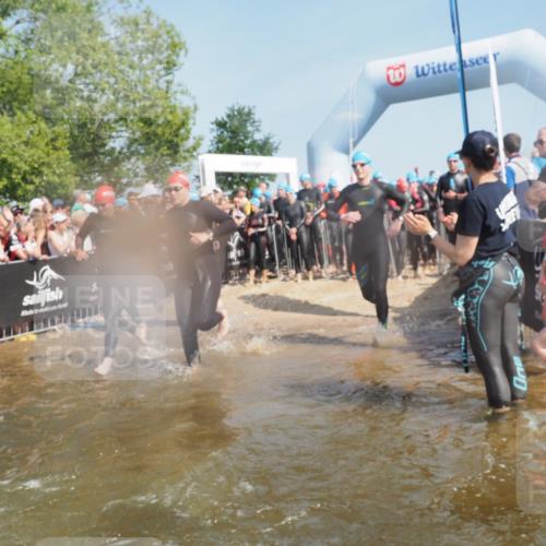 22.06.2025 - Viking Triathlon KatJ http://msf.ph/oto/8066400 22.06.2025 10:07:03 Schwimmen 64, 183, 244, 321, 328, 369, 431, 467, 468, 479, 494, 498, 533, 631, 649 meine-sportfotos.de