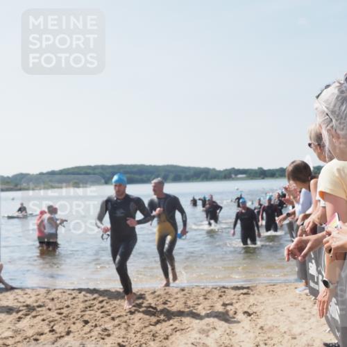 22.06.2025 - Viking Triathlon MichiJ http://msf.ph/oto/8066405 22.06.2025 10:34:08 Schwimmen 46, 70, 75, 297, 429, 478, 527, 532, 540, 618, 635 meine-sportfotos.de