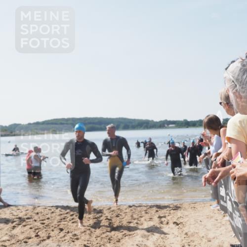 22.06.2025 - Viking Triathlon MichiJ http://msf.ph/oto/8066407 22.06.2025 10:34:08 Schwimmen 46, 70, 75, 297, 429, 478, 527, 532, 540, 618, 635 meine-sportfotos.de