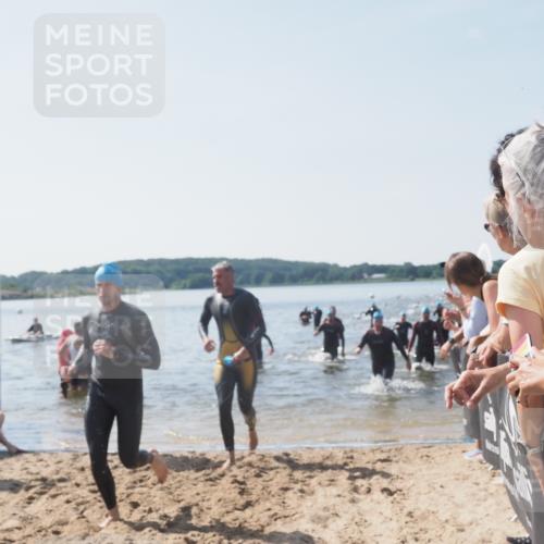 22.06.2025 - Viking Triathlon MichiJ http://msf.ph/oto/8066409 22.06.2025 10:34:08 Schwimmen 46, 70, 75, 297, 429, 478, 527, 532, 540, 618, 635 meine-sportfotos.de