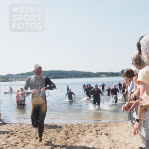 22.06.2025 - Viking Triathlon MichiJ http://msf.ph/oto/8066413 22.06.2025 10:34:09 Schwimmen 46, 70, 294, 297, 429, 478, 527, 532, 540, 618, 635 meine-sportfotos.de