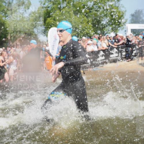 22.06.2025 - Viking Triathlon KatJ http://msf.ph/oto/8066436 22.06.2025 10:07:05 Schwimmen 64, 123, 190, 244, 328, 369, 402, 431, 467, 494, 498, 519, 607, 631, 649 meine-sportfotos.de