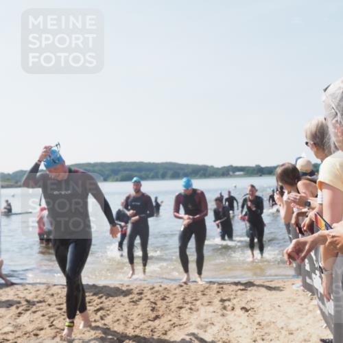 22.06.2025 - Viking Triathlon MichiJ http://msf.ph/oto/8066451 22.06.2025 10:34:15 Schwimmen 46, 70, 294, 297, 429, 486, 527, 618, 635 meine-sportfotos.de