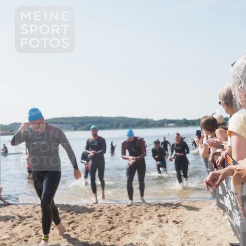 22.06.2025 - Viking Triathlon MichiJ http://msf.ph/oto/8066453 22.06.2025 10:34:15 Schwimmen 46, 70, 294, 297, 429, 486, 527, 618, 635 meine-sportfotos.de