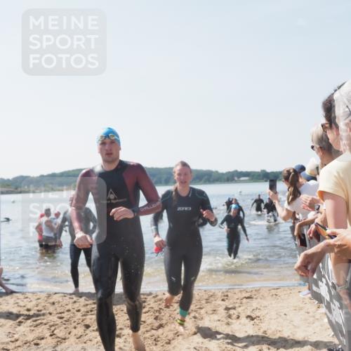 22.06.2025 - Viking Triathlon MichiJ http://msf.ph/oto/8066472 22.06.2025 10:34:17 Schwimmen 46, 70, 294, 297, 486, 520, 527, 618, 635 meine-sportfotos.de