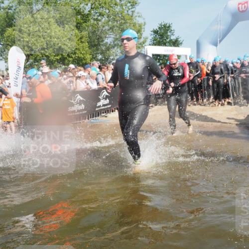 22.06.2025 - Viking Triathlon KatJ http://msf.ph/oto/8066474 22.06.2025 10:07:10 Schwimmen 64, 123, 190, 201, 202, 223, 328, 402, 431, 463, 519, 607, 631, 637, 649 meine-sportfotos.de