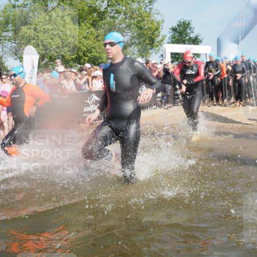 22.06.2025 - Viking Triathlon KatJ http://msf.ph/oto/8066479 22.06.2025 10:07:10 Schwimmen 64, 123, 190, 201, 202, 223, 328, 402, 431, 463, 519, 607, 631, 637, 649 meine-sportfotos.de