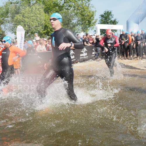 22.06.2025 - Viking Triathlon KatJ http://msf.ph/oto/8066482 22.06.2025 10:07:10 Schwimmen 64, 123, 190, 201, 202, 223, 328, 402, 431, 463, 519, 607, 631, 637, 649 meine-sportfotos.de