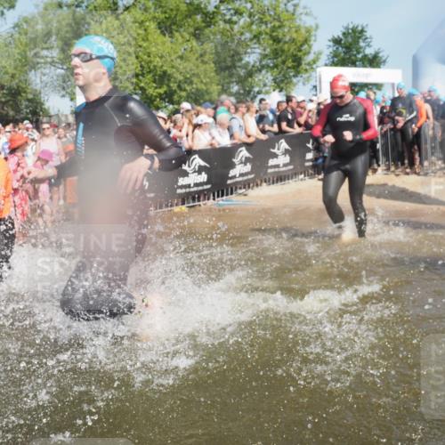 22.06.2025 - Viking Triathlon KatJ http://msf.ph/oto/8066487 22.06.2025 10:07:10 Schwimmen 64, 123, 190, 201, 202, 223, 328, 402, 431, 463, 519, 607, 631, 637, 649 meine-sportfotos.de