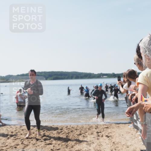 22.06.2025 - Viking Triathlon MichiJ http://msf.ph/oto/8066491 22.06.2025 10:34:20 Schwimmen 46, 294, 297, 306, 366, 430, 486, 520, 527, 618 meine-sportfotos.de