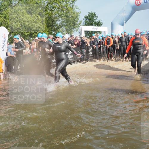 22.06.2025 - Viking Triathlon KatJ http://msf.ph/oto/8066516 22.06.2025 10:07:13 Schwimmen 64, 123, 190, 201, 202, 223, 326, 328, 402, 431, 463, 519, 607, 631, 637, 649 meine-sportfotos.de