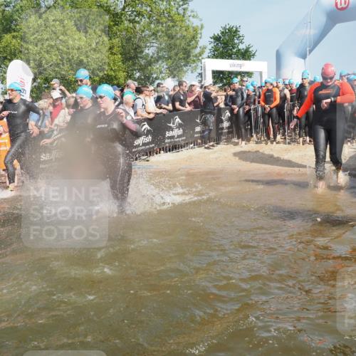 22.06.2025 - Viking Triathlon KatJ http://msf.ph/oto/8066522 22.06.2025 10:07:14 Schwimmen 64, 123, 190, 201, 202, 223, 267, 273, 326, 333, 402, 425, 431, 463, 519, 607, 637 meine-sportfotos.de