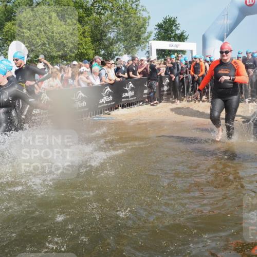 22.06.2025 - Viking Triathlon KatJ http://msf.ph/oto/8066525 22.06.2025 10:07:14 Schwimmen 64, 123, 190, 201, 202, 223, 267, 273, 326, 333, 402, 425, 431, 463, 519, 607, 637 meine-sportfotos.de