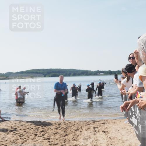 22.06.2025 - Viking Triathlon MichiJ http://msf.ph/oto/8066532 22.06.2025 10:34:30 Schwimmen 247, 294, 306, 341, 366, 430, 486, 520, 546 meine-sportfotos.de